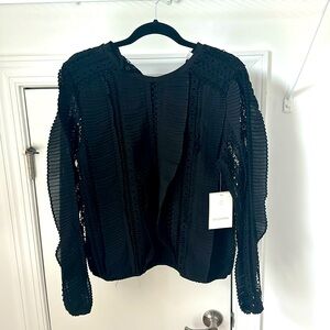 Chick black blouse! Perfect for a cute winter date. Size M
